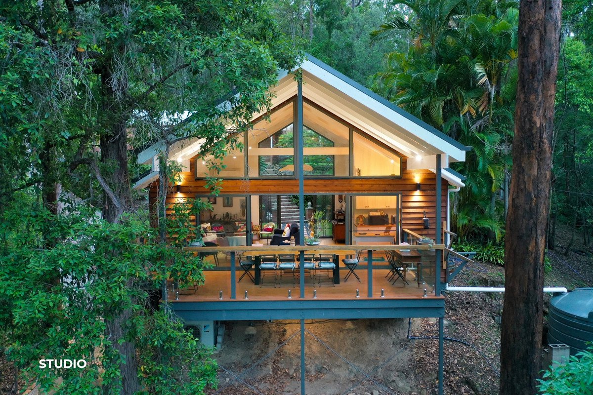 27 Luxton Court Tallebudgera Valley 3