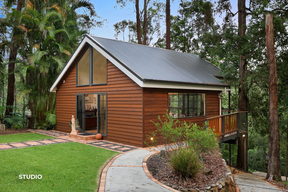 27 Luxton Court Tallebudgera Valley 25