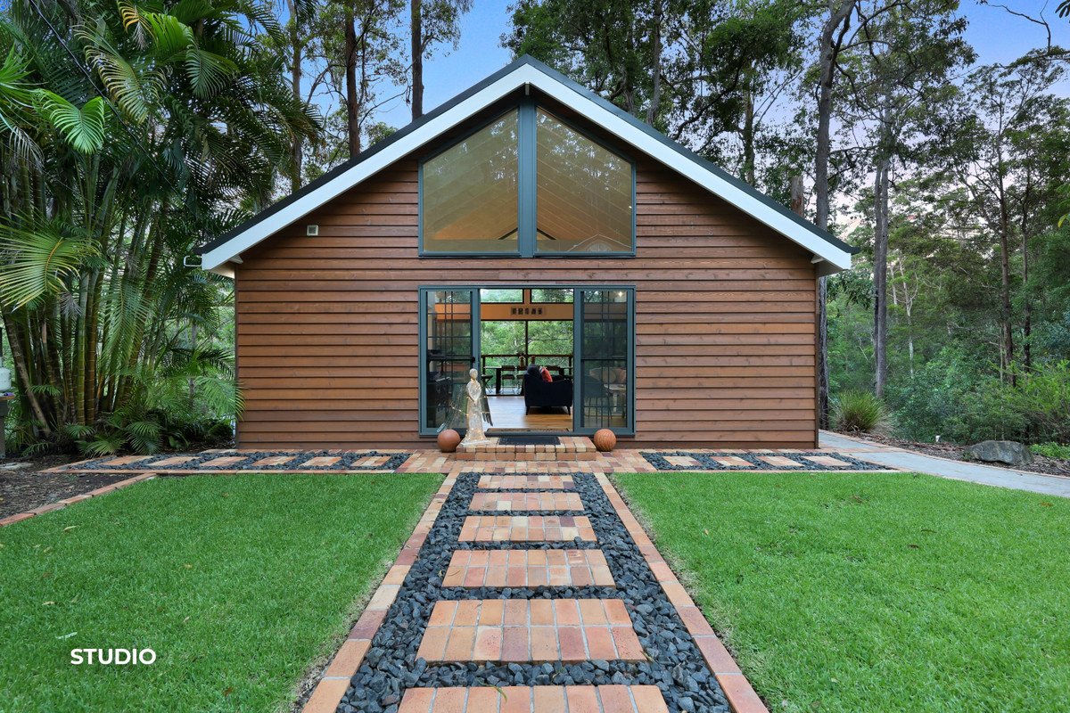 27 Luxton Court Tallebudgera Valley 26