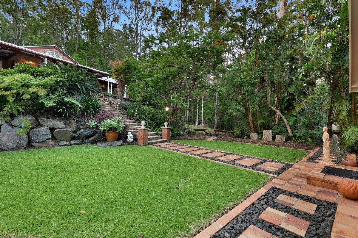 27 Luxton Court Tallebudgera Valley 27
