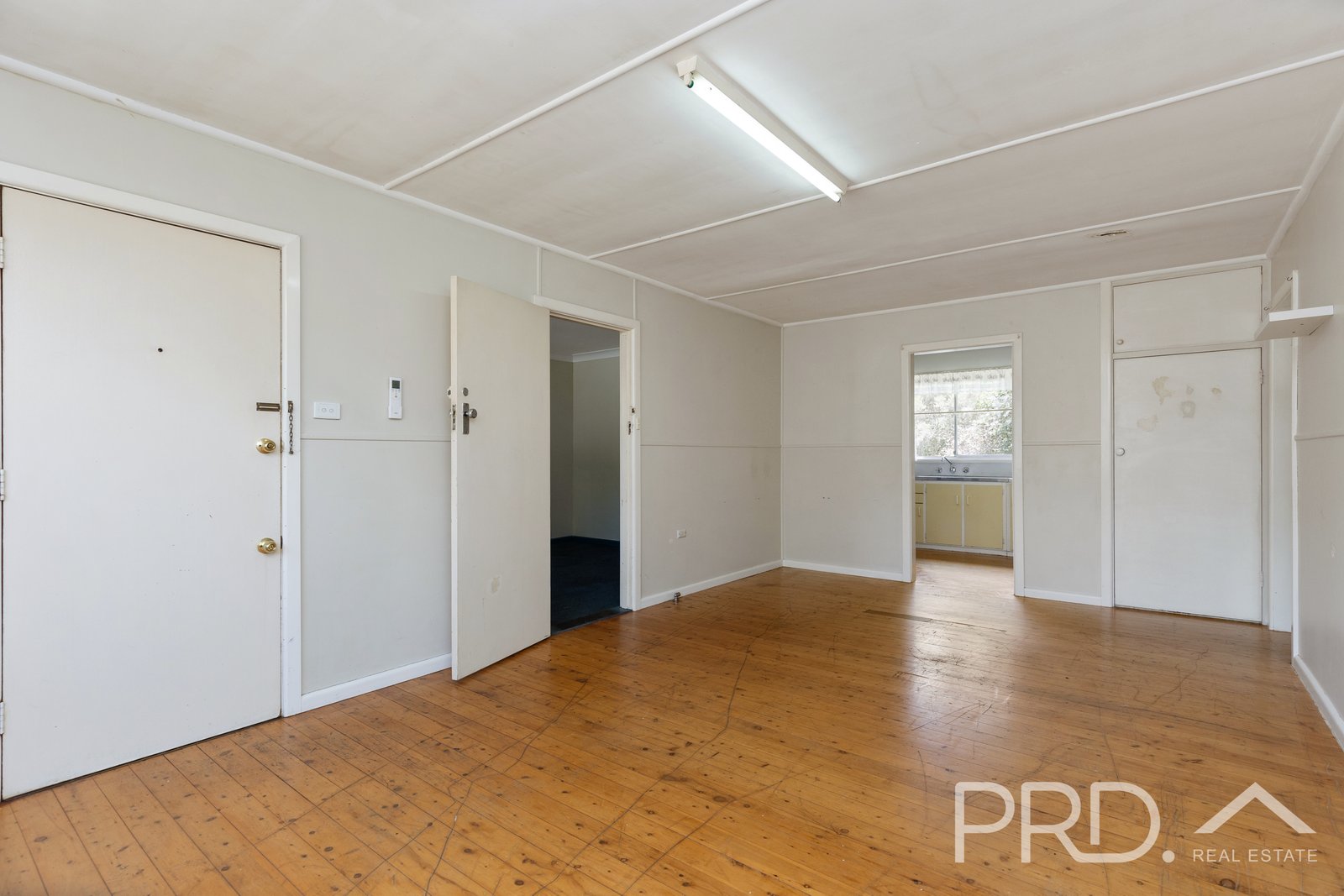 2/7 Macquarie Street TUMUT 3