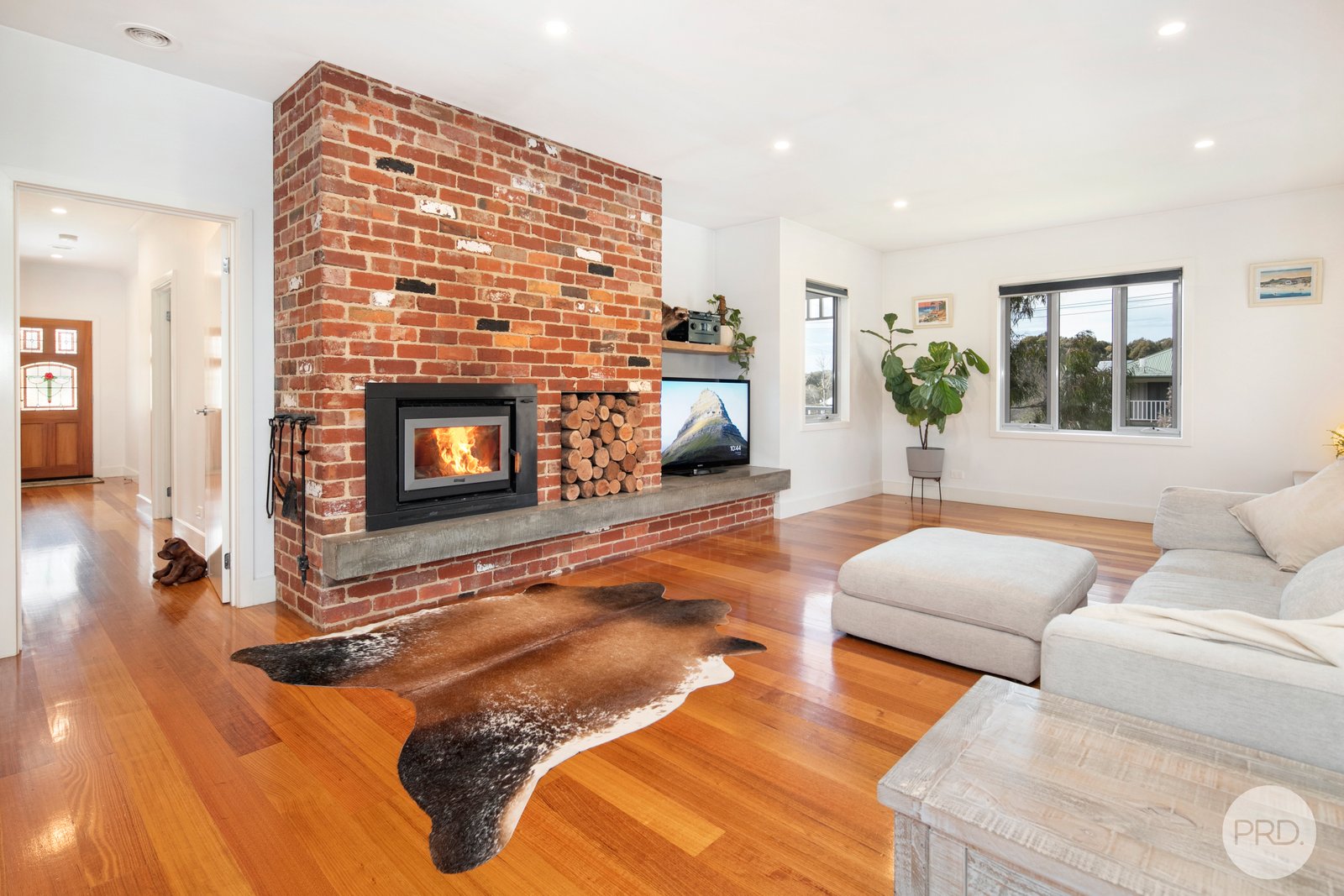 27 Main Street GORDON 11