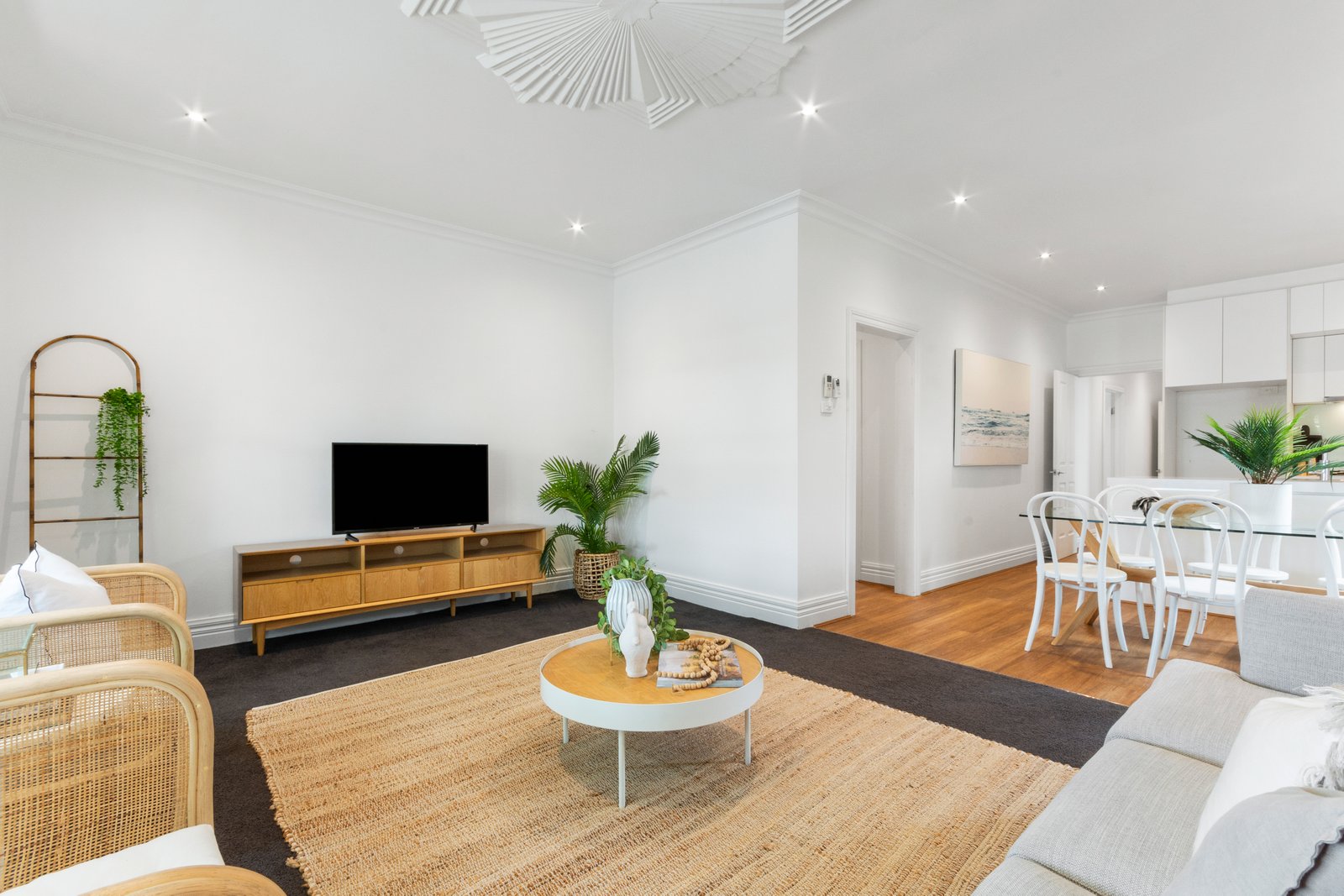 Gallery: 27 Maitland Street