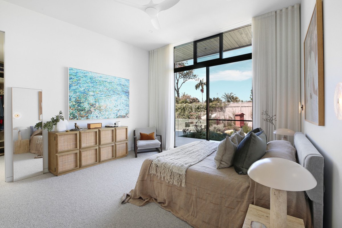 27 Manakin Avenue Burleigh Waters 14