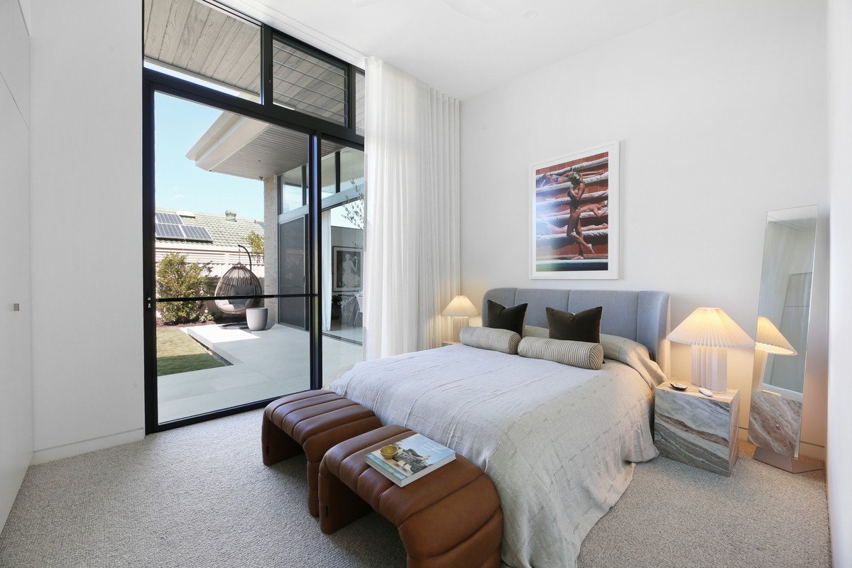 27 Manakin Avenue Burleigh Waters 16