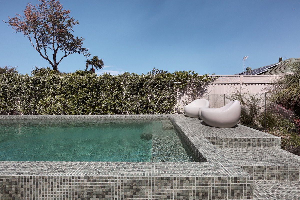 27 Manakin Avenue Burleigh Waters 27