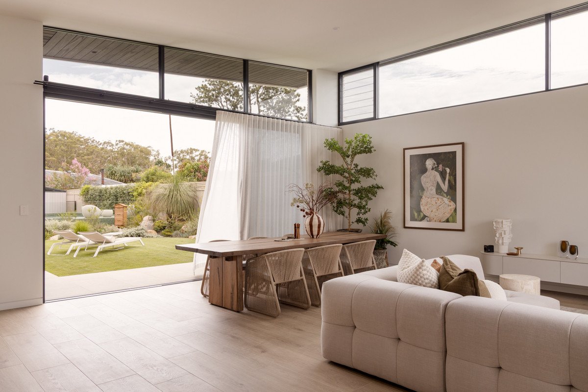 27 Manakin Avenue Burleigh Waters 7