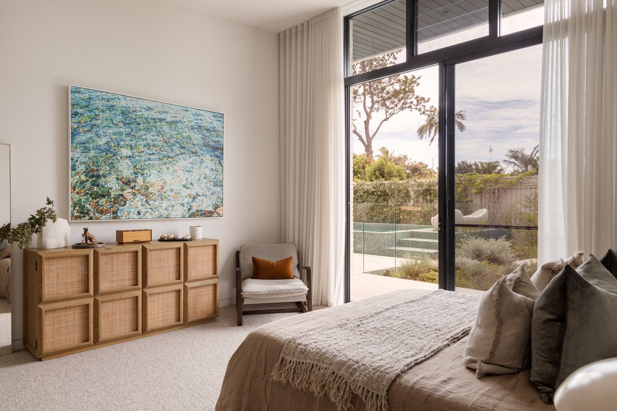 27 Manakin Avenue Burleigh Waters 13