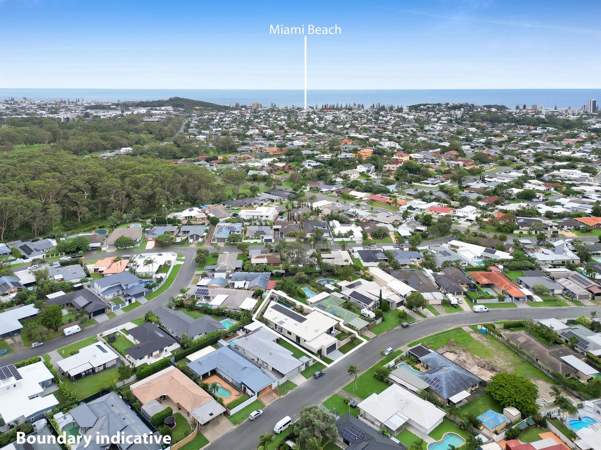 27 Manakin Avenue Burleigh Waters 30