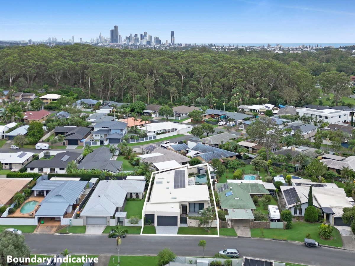 27 Manakin Avenue Burleigh Waters 32
