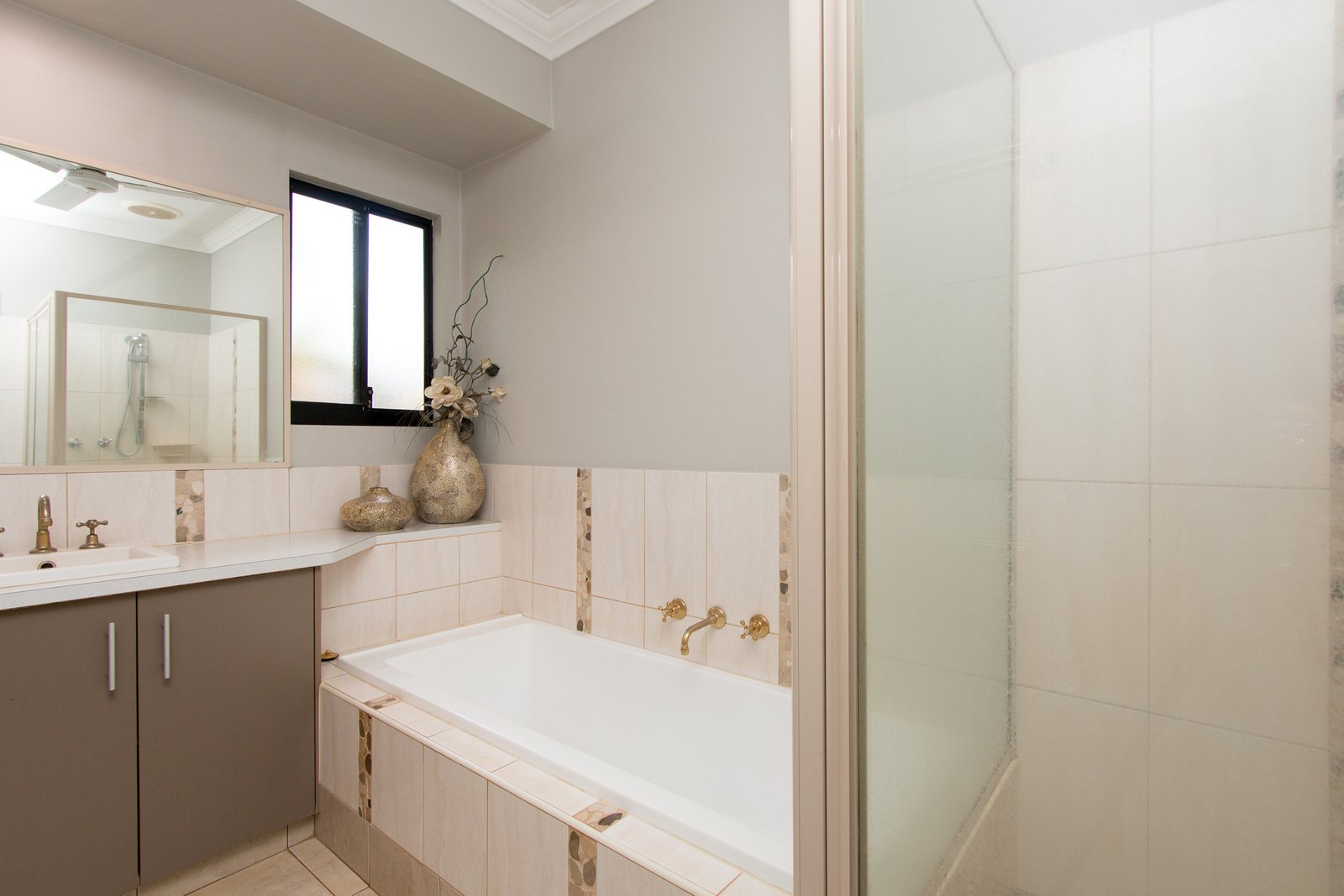 27 Manggala Drive CABLE BEACH 8