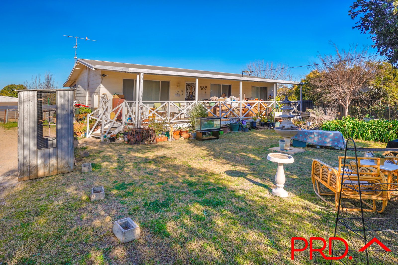 27 Manilla Road TAMWORTH 2