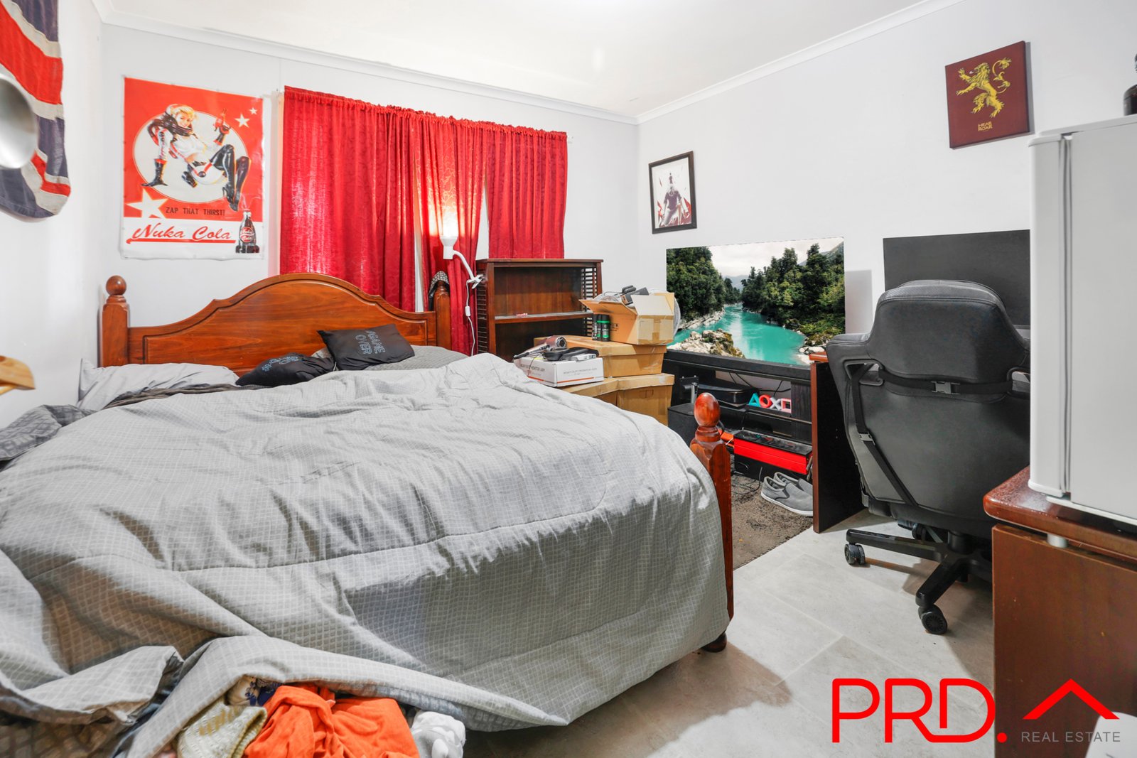 27 Manilla Road TAMWORTH 11