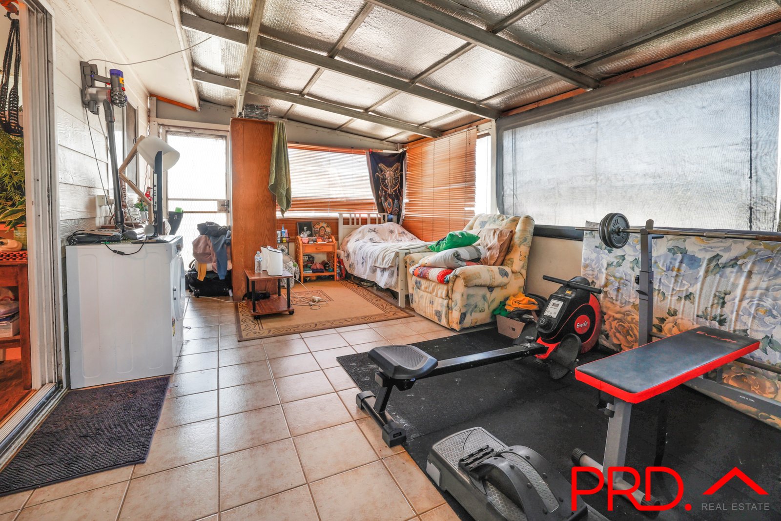 27 Manilla Road TAMWORTH 14