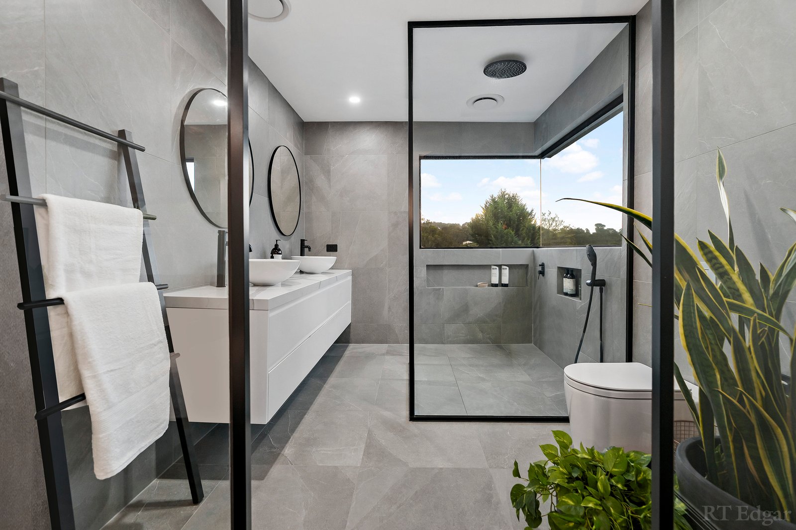 Real Estate and Property in 27 Manna Gum Rise, Warrandyte, VIC