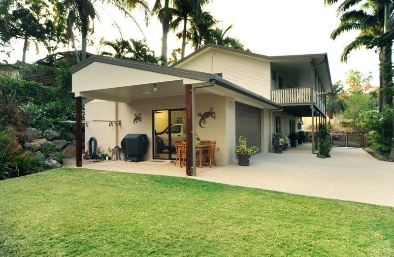 27 Manooka Dr  CANNONVALE 5