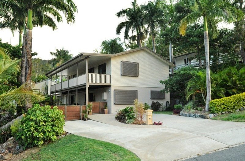 27 Manooka Dr  CANNONVALE 7