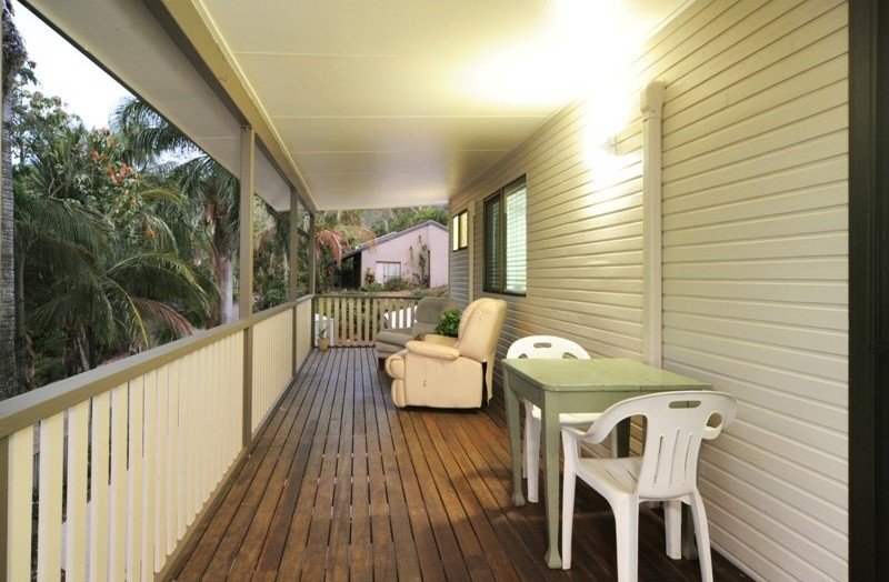 27 Manooka Drive CANNONVALE 5