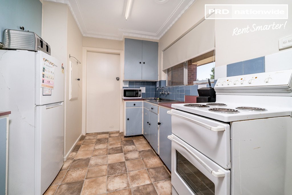 2/7 Manoora  MOUNT AUSTIN 3