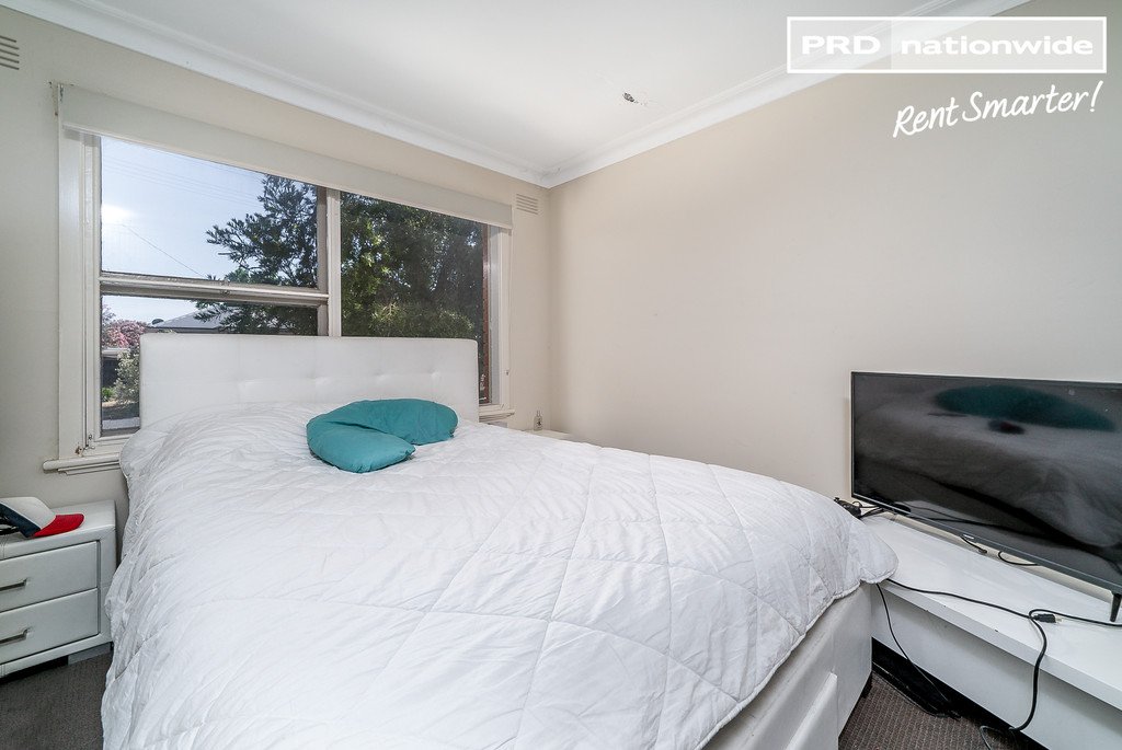 2/7 Manoora  MOUNT AUSTIN 6