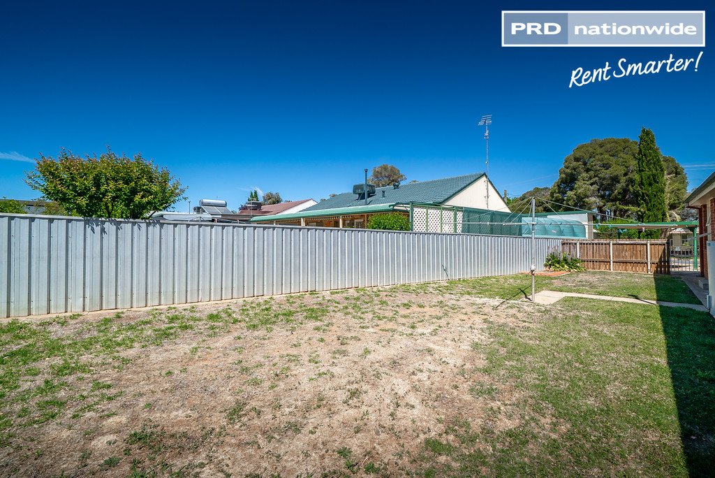 2/7 Manoora  MOUNT AUSTIN 7