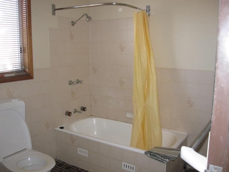 2/7 Margaret Street TAMWORTH 3