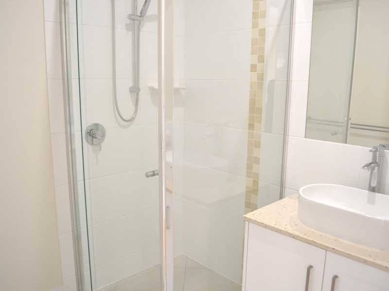 27 Marina Avenue BOYNE ISLAND 7