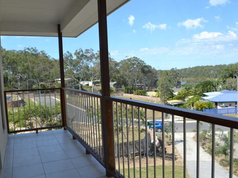 27 Marina Avenue BOYNE ISLAND 15