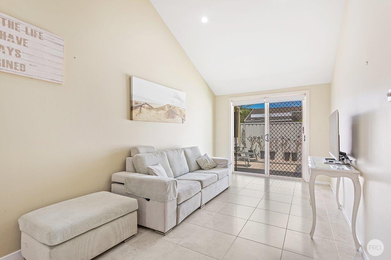 27 Mariner Crescent SALAMANDER BAY 10