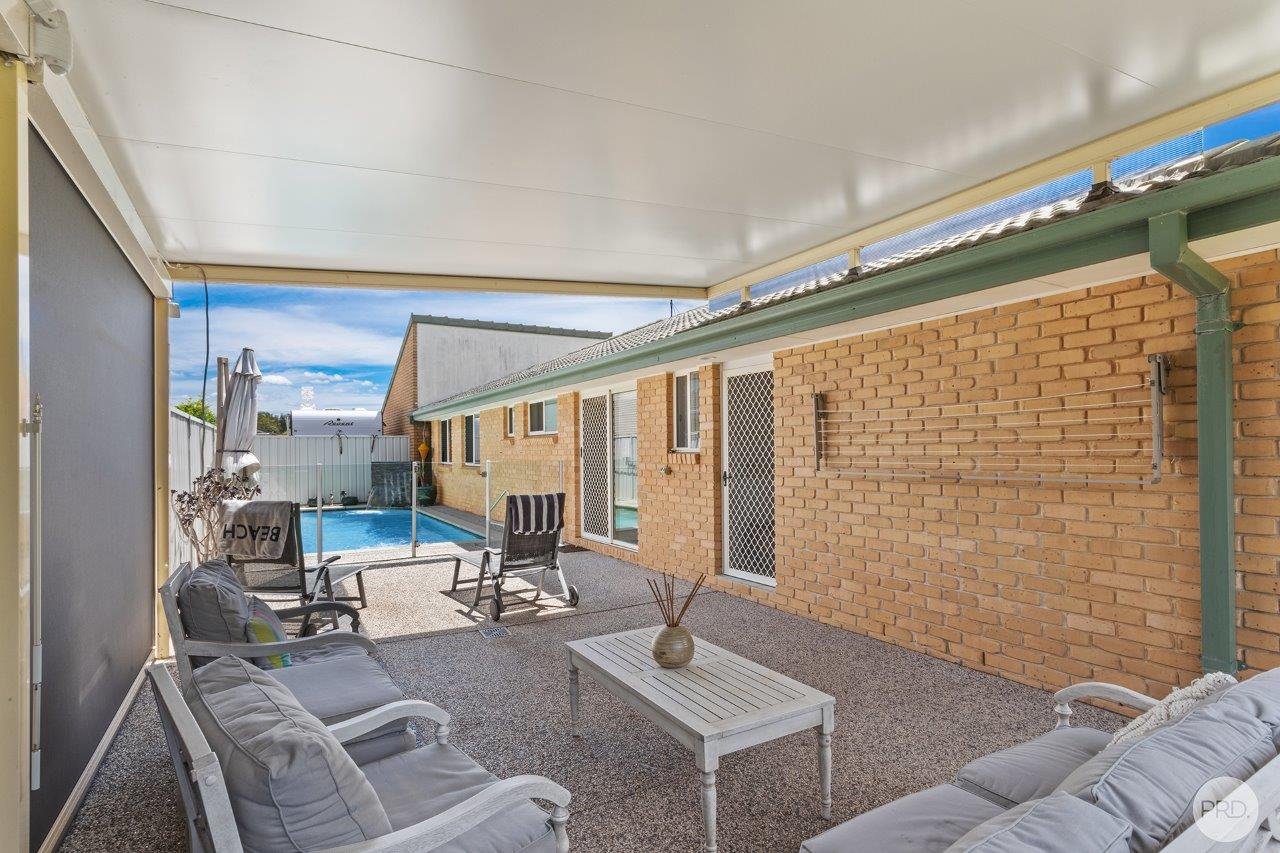 27 Mariner Crescent SALAMANDER BAY 13