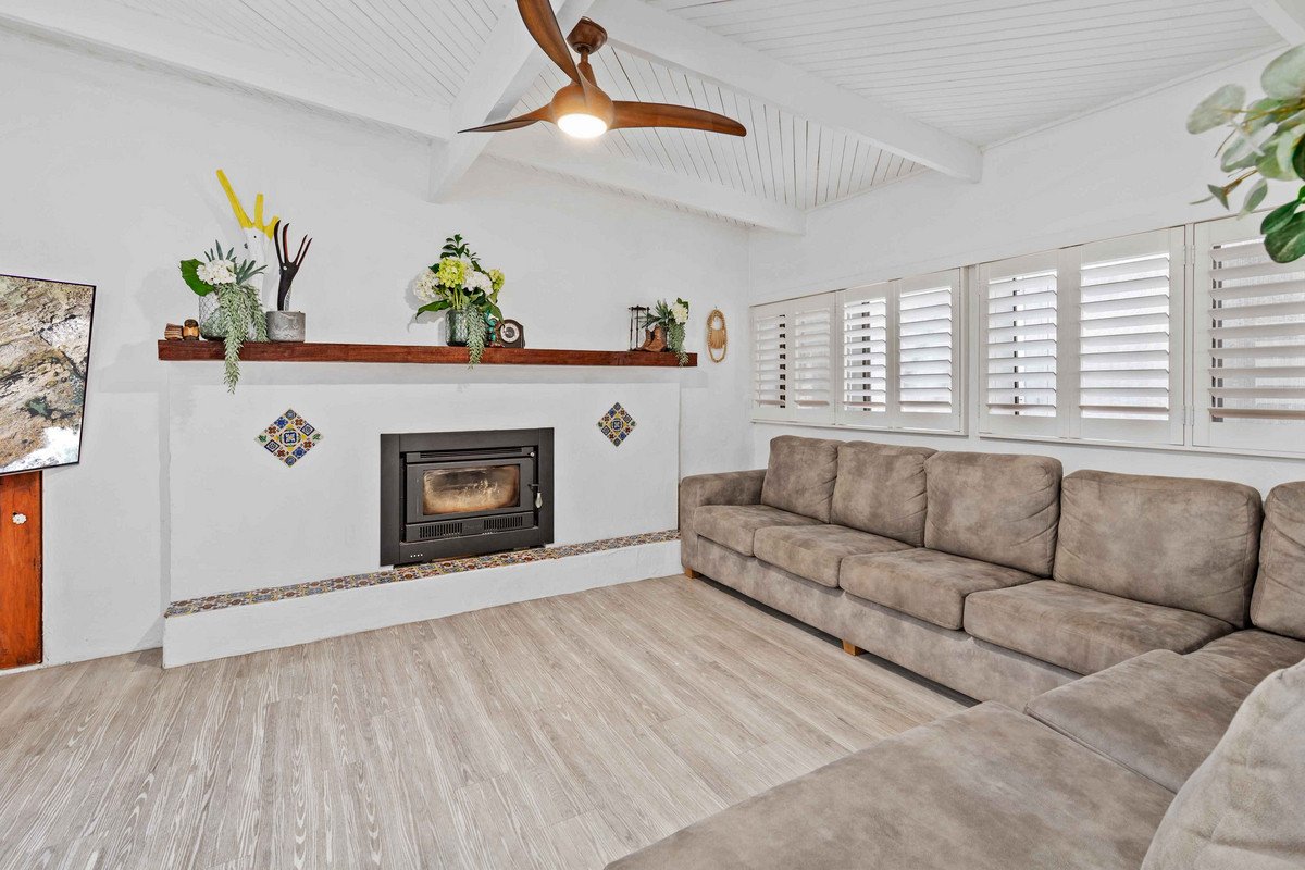 27 Matilda Street Burleigh Heads 10