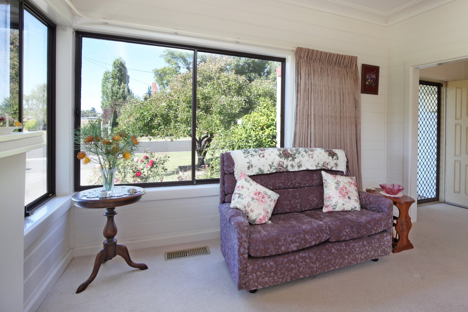 Real Estate and Property in 27 Maxwell Street, Kyneton, VIC