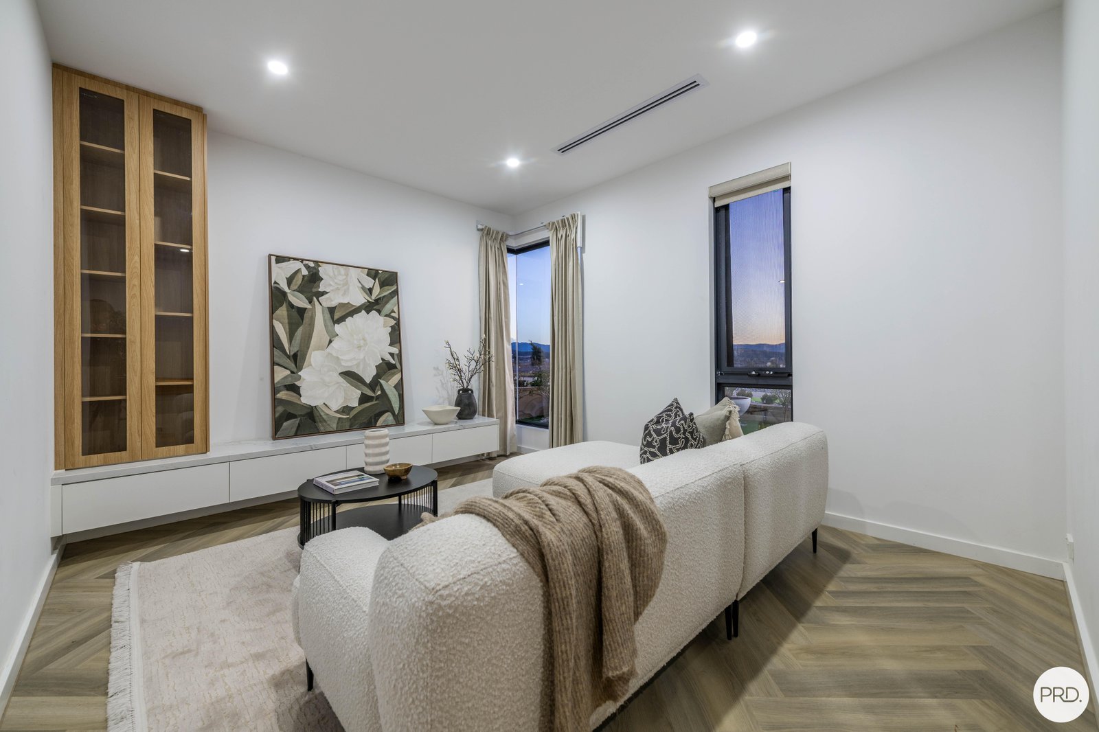 27 Maymuru Way WHITLAM 3