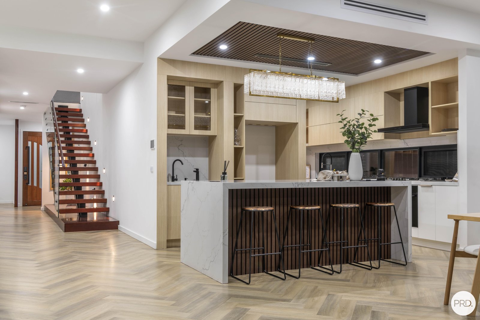 27 Maymuru Way WHITLAM 8