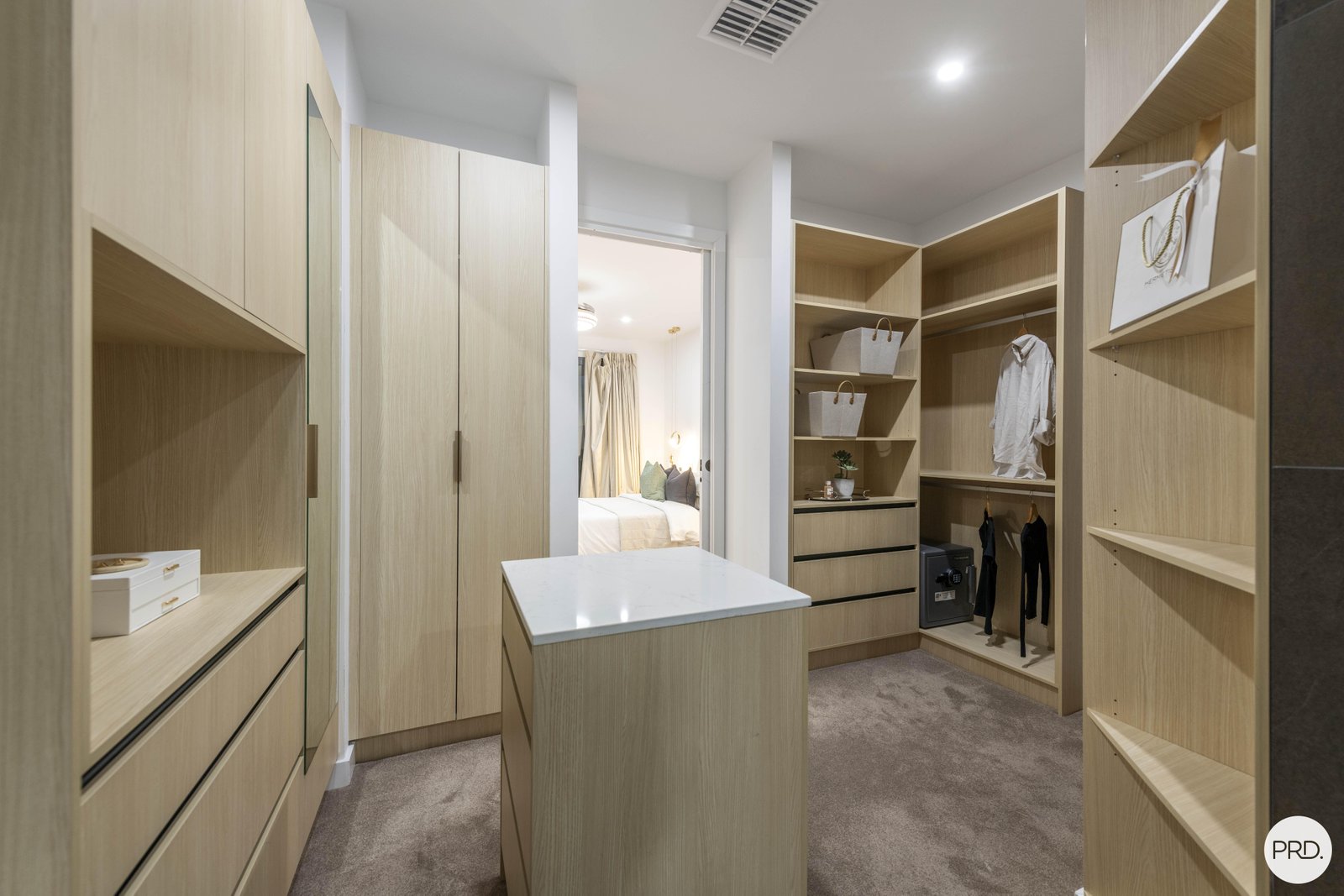 27 Maymuru Way WHITLAM 17