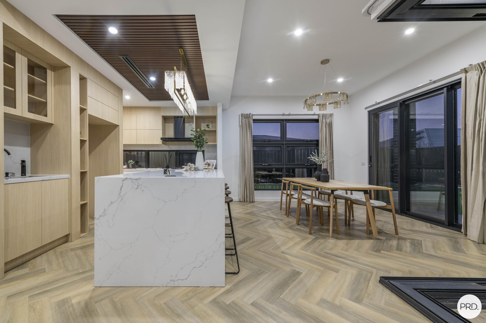 27 Maymuru Way WHITLAM 32