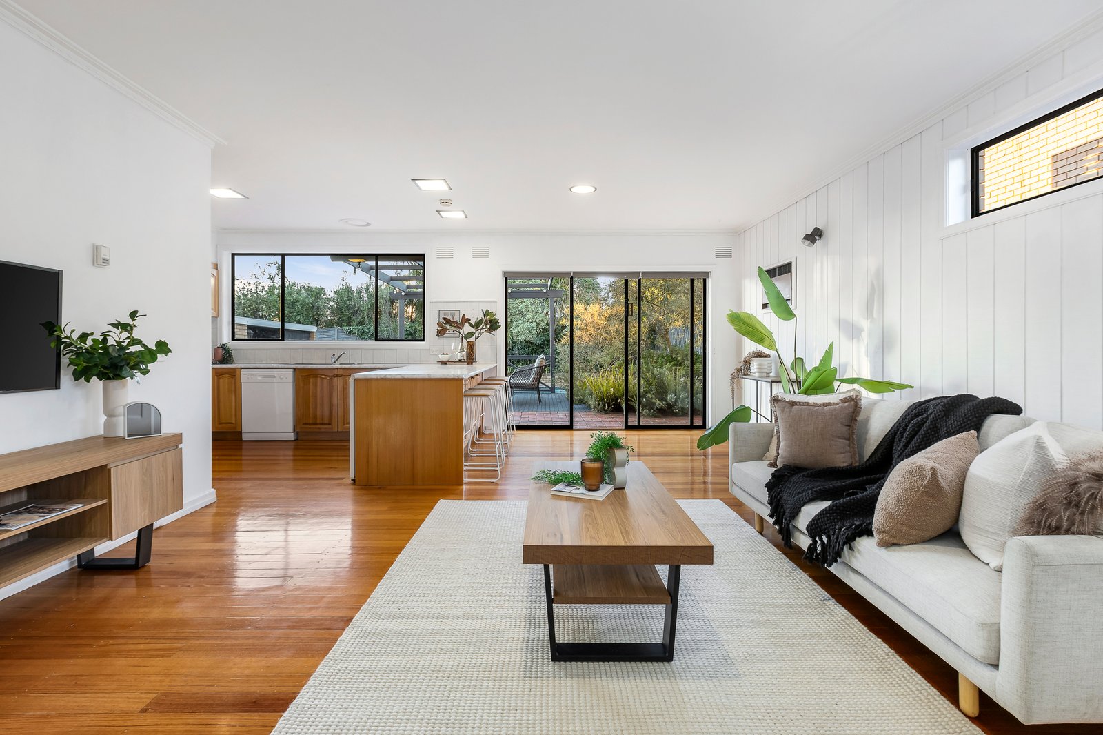 Gallery: 27 McFarlane Court