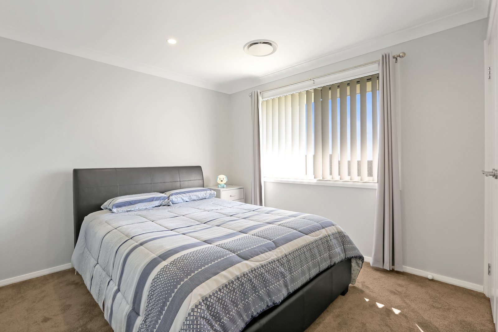 27 McKelly Street HORSLEY 9