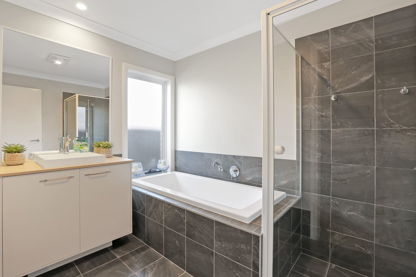 27 McKelly Street HORSLEY 10