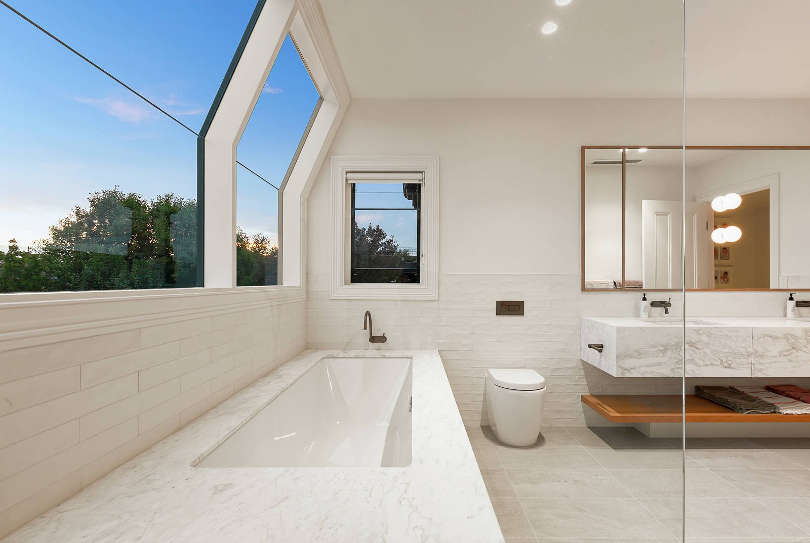 27 McKinley Avenue, Malvern, VIC