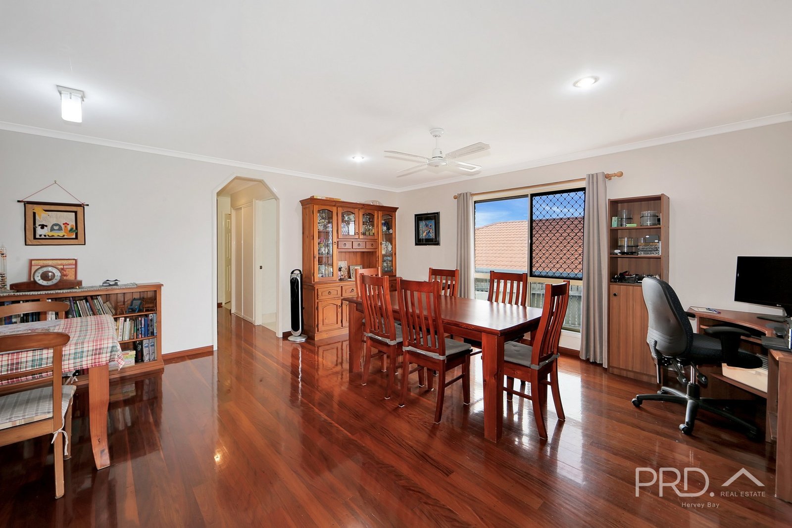 27 Mcliver Street KAWUNGAN 4