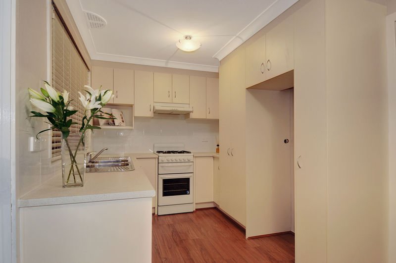 27 Melaleuca Avenue DAPTO 6