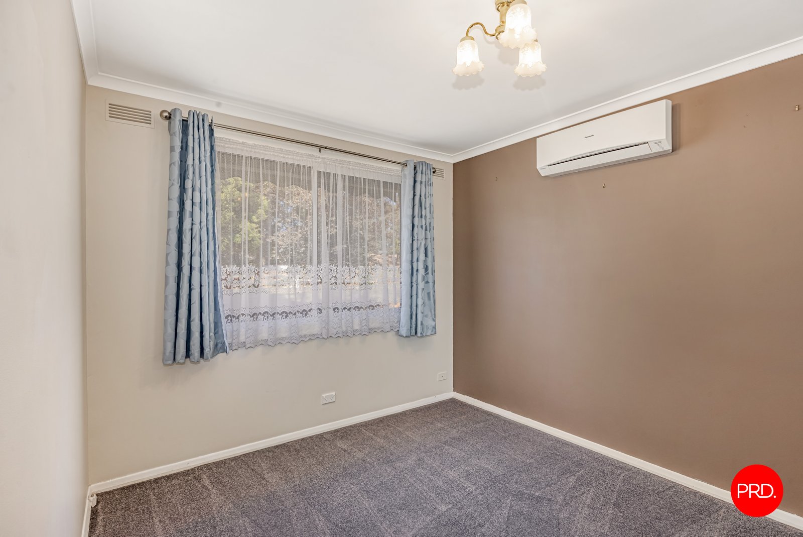 27 Mitchell Street HEATHCOTE 9