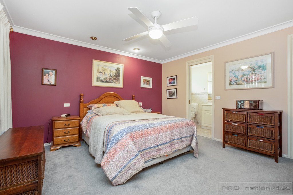 27 Monaghan Circuit ASHTONFIELD 8