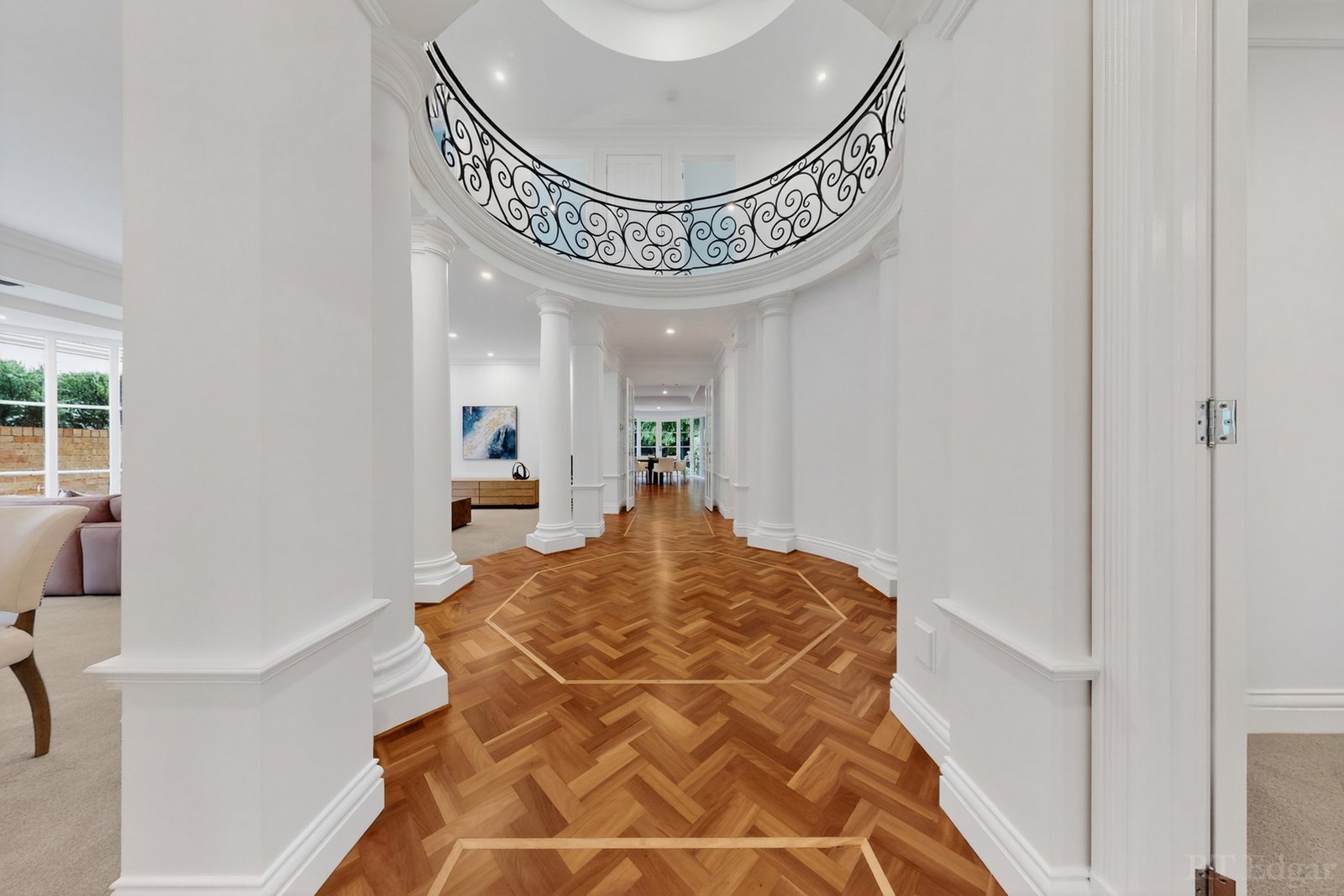 Real Estate and Property in 27 Mont Albert Road, Canterbury, VIC