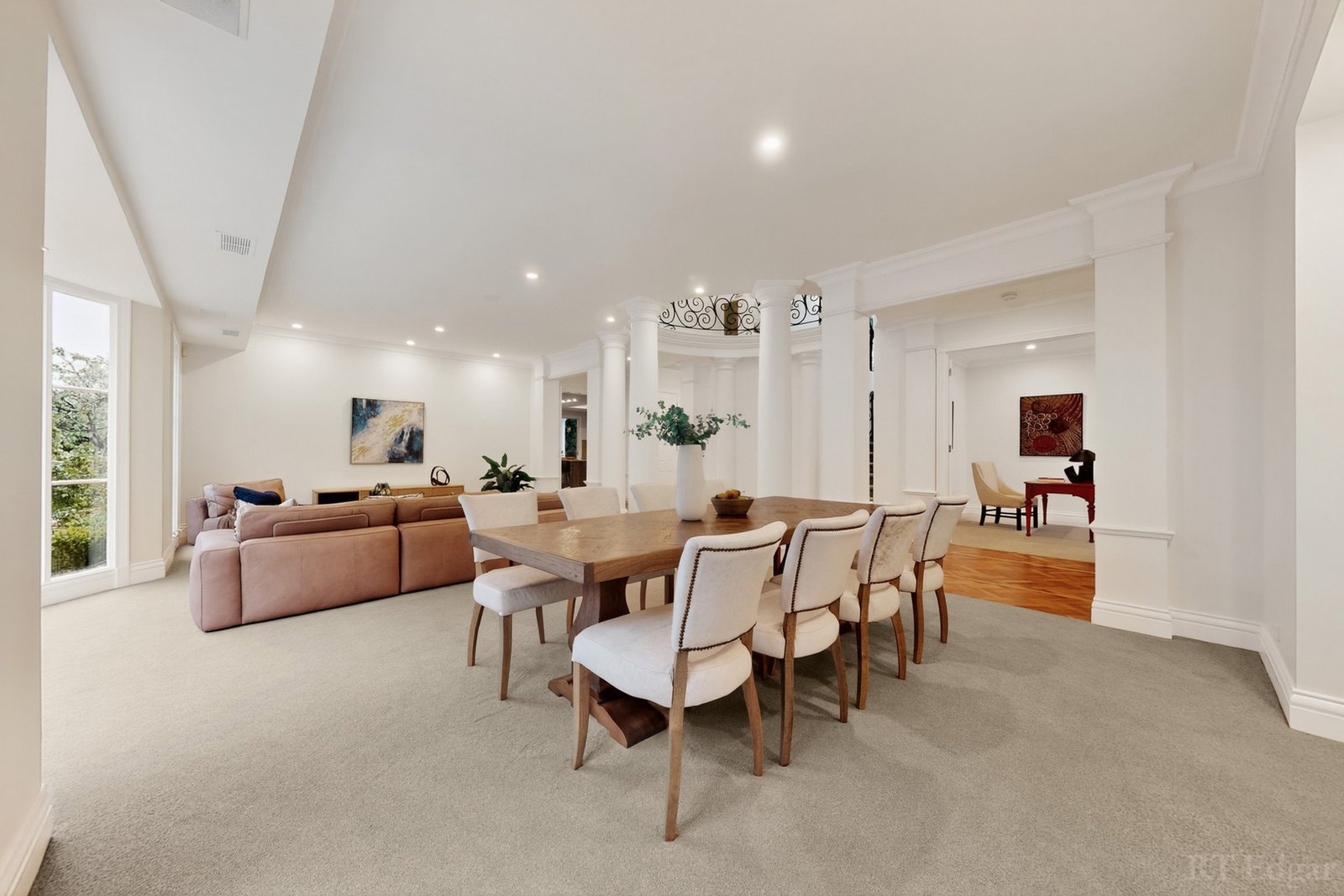 Real Estate and Property in 27 Mont Albert Road, Canterbury, VIC