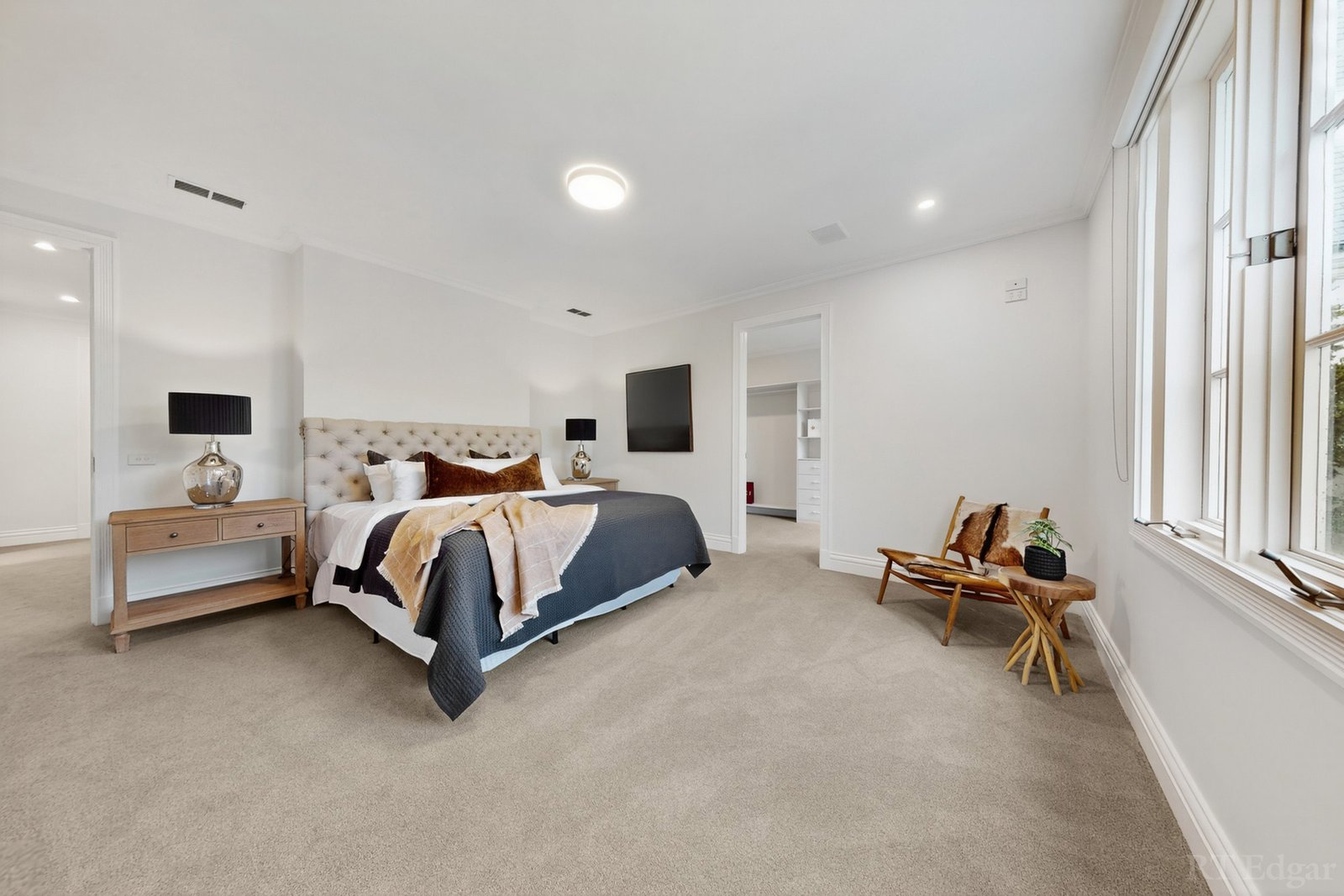 Real Estate and Property in 27 Mont Albert Road, Canterbury, VIC