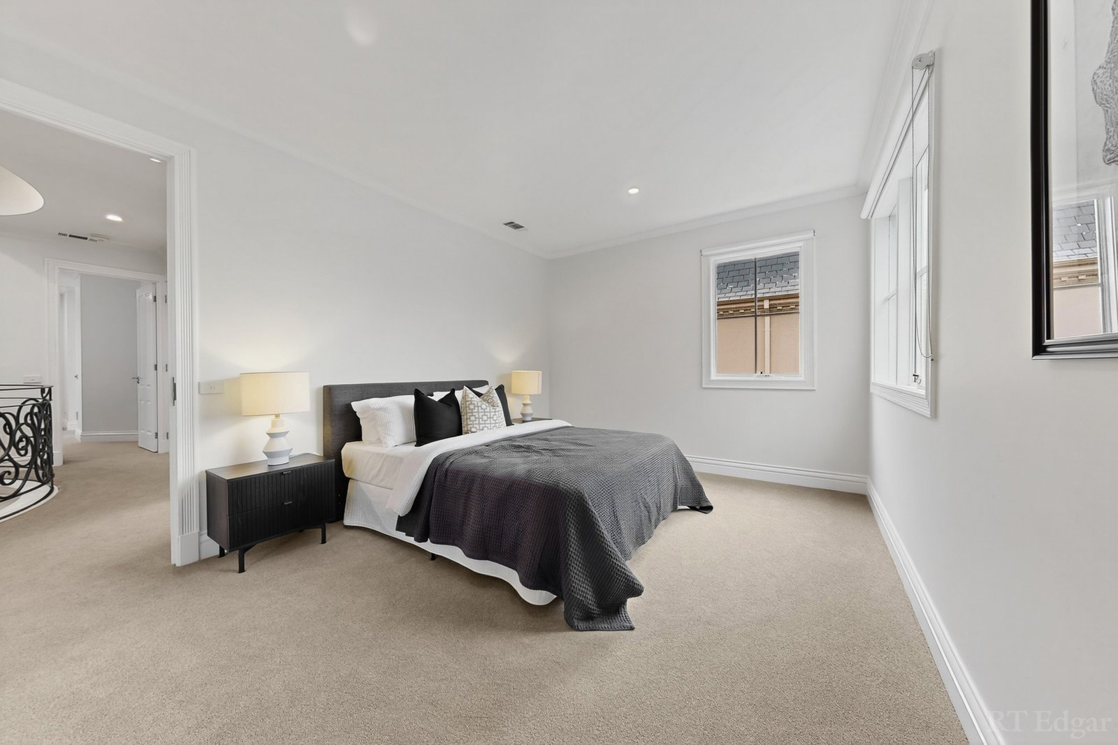 Real Estate and Property in 27 Mont Albert Road, Canterbury, VIC