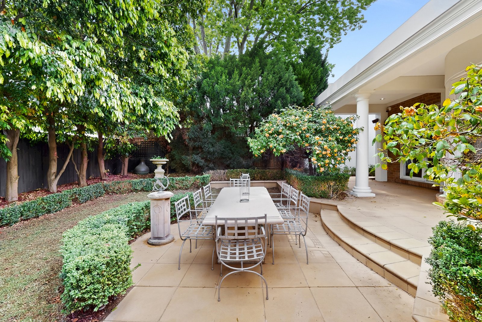 Real Estate and Property in 27 Mont Albert Road, Canterbury, VIC