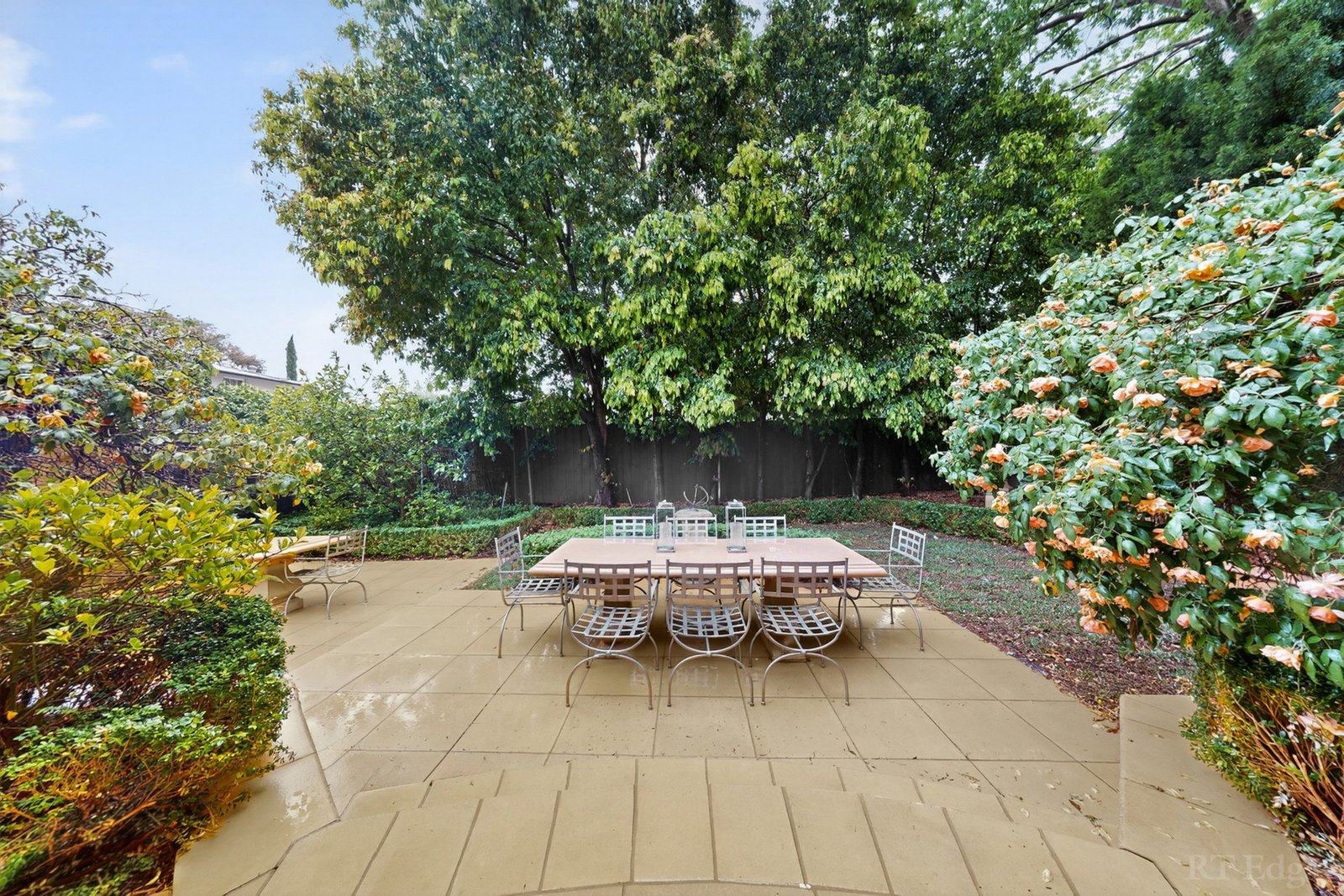 Real Estate and Property in 27 Mont Albert Road, Canterbury, VIC